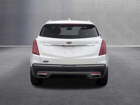 Used 2025 Cadillac XT5 Premium Luxury image 6