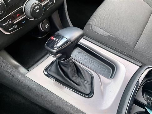 Used 2022 Dodge Charger SXT w/ Blacktop Package RWD image 16