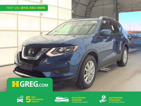 Used 2018 Nissan Rogue SV image 1