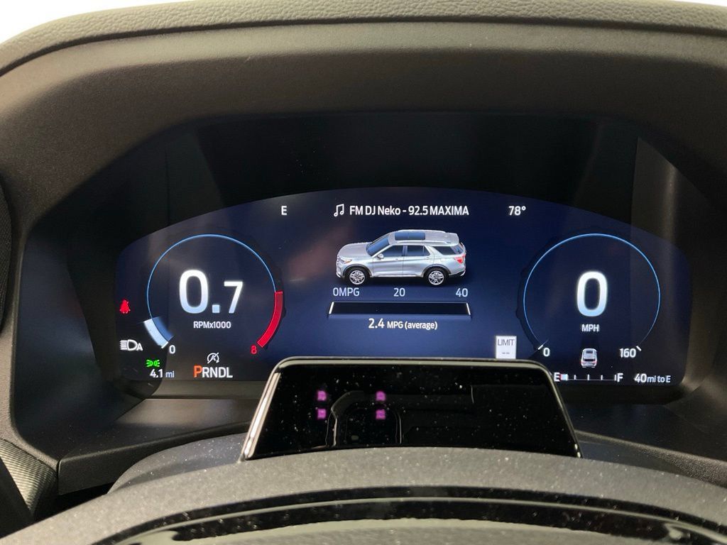 New 2026 Ford Explorer ST-Line w/ ST-Line Street Pack RWD image 26