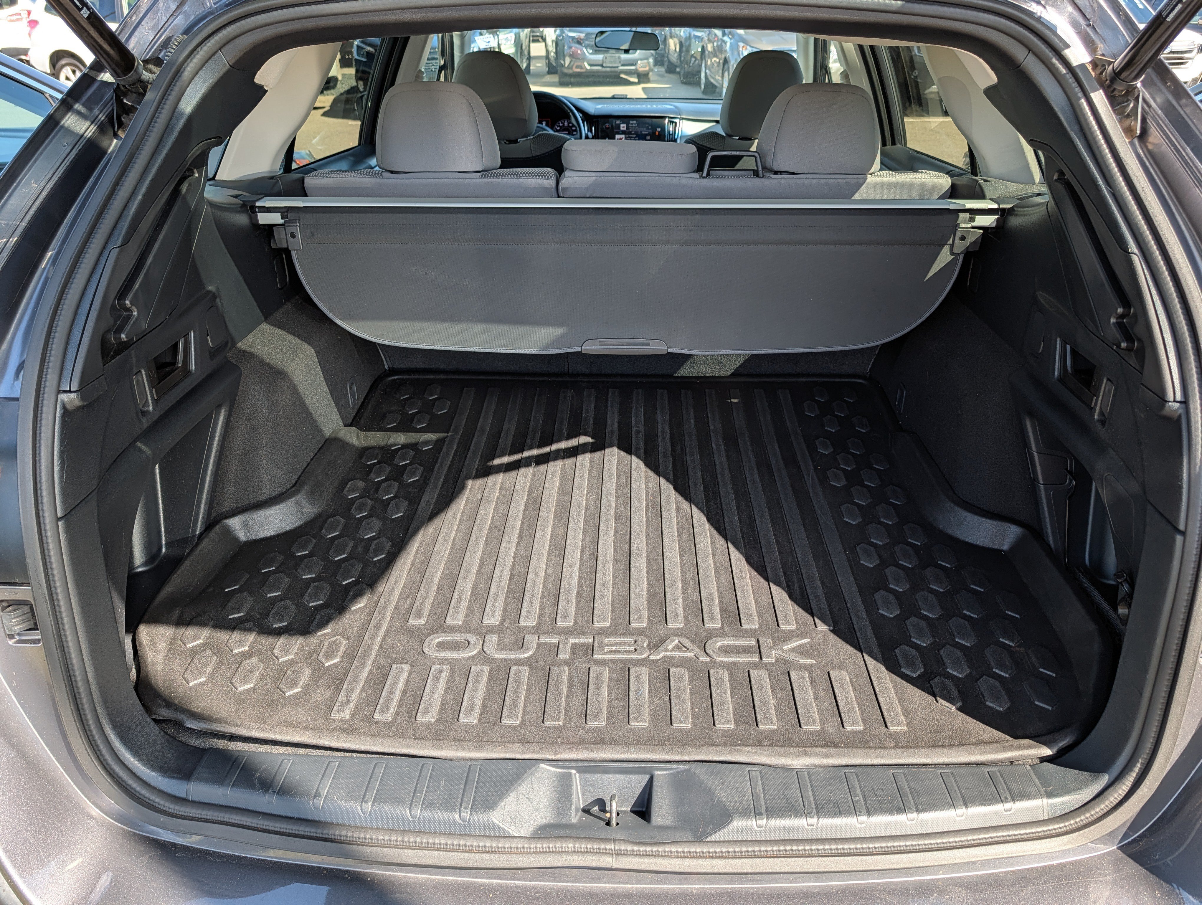 Used 2022 Subaru Outback Premium AWD/4WD image 18
