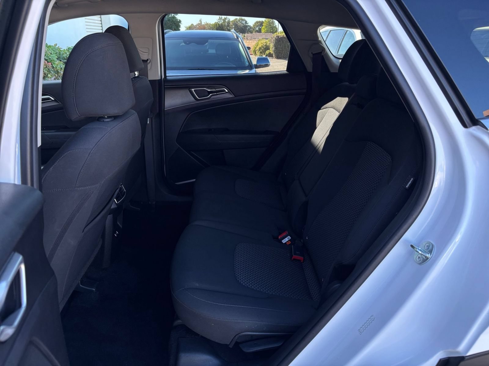 Used 2026 Kia Sportage LX FWD image 25