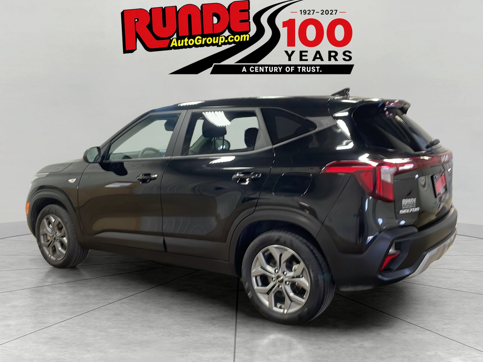 Used 2026 Kia Seltos LX AWD/4WD image 4
