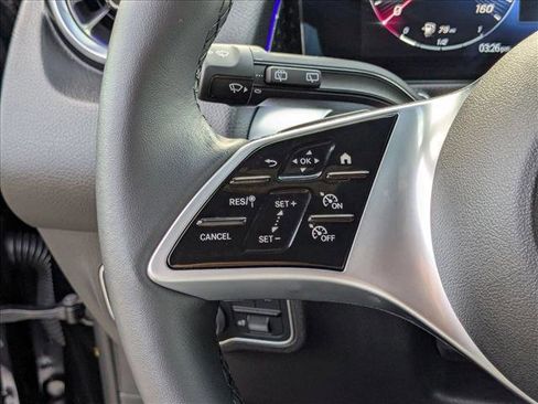 New 2025 Mercedes-Benz GLB 250 image 16
