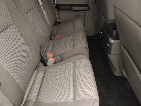 Used 2018 Ford F150 XLT w/ Equipment Group 301A Mid RWD image 19
