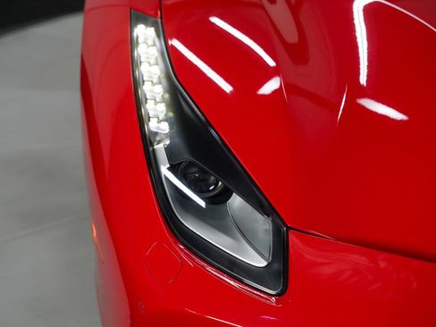 Used 2017 Ferrari 488 GTB RWD image 11