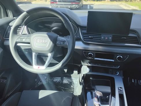 Certified 2024 Audi Q5 e Premium Plus w/ Premium Plus Package image 21