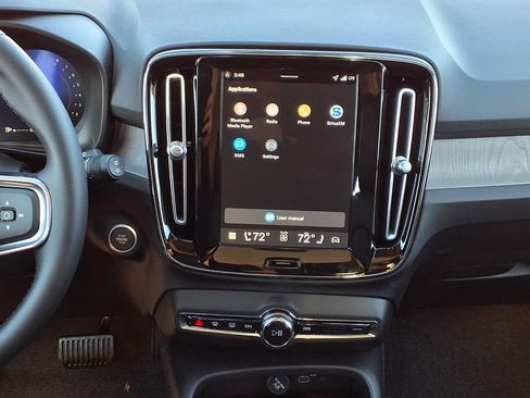 New 2026 Volvo XC90 T8 Plus w/ Protection Package AWD/4WD image 15