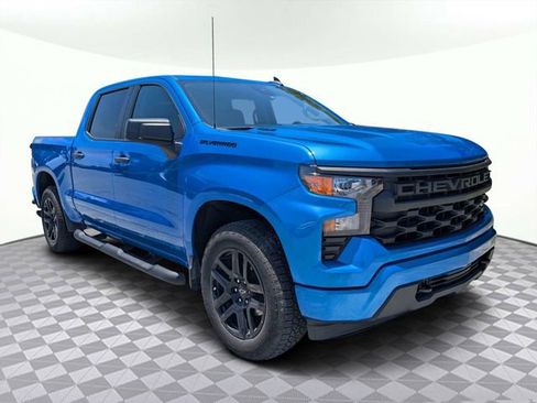 Used 2025 Chevrolet Silverado 1500 Custom w/ Turbomax Blackout Package AWD/4WD image 2