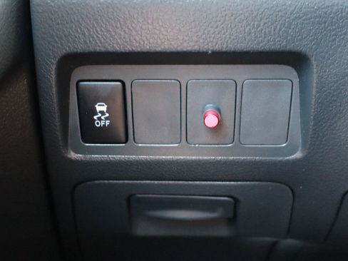 Used 2010 Toyota Matrix image 28