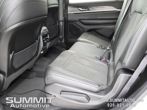 New 2026 Jeep Grand Cherokee L Laredo Altitude image 33