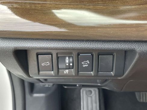 Used 2023 Subaru Outback Limited XT image 18