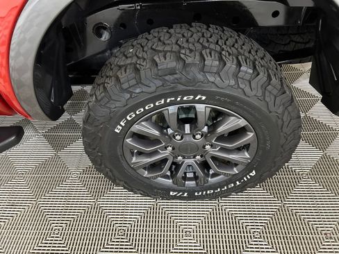 Used 2019 Ford Ranger Lariat w/ Equipment Group 501A Mid image 11