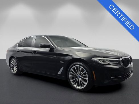 Used 2023 BMW 530e w/ Premium Package image 1
