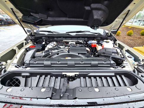 New 2026 GMC Sierra 2500 AT4 w/ AT4 Premium Plus Package image 3