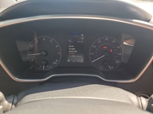 Certified 2025 Toyota Corolla SE FWD image 31
