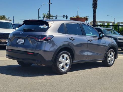 Used 2023 Honda HR-V LX image 4