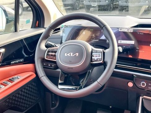 New 2026 Kia Carnival SX Prestige FWD image 15