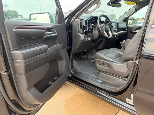 Used 2024 GMC Sierra 1500 SLT AWD/4WD image 12