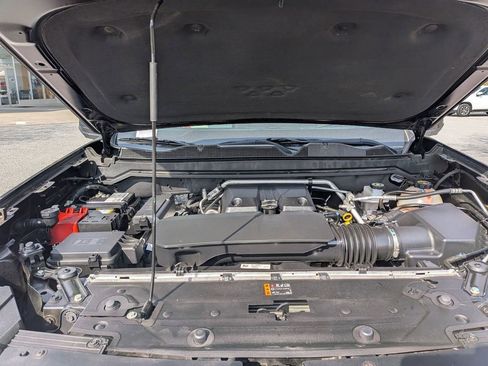 Used 2024 GMC Canyon AT4X image 29