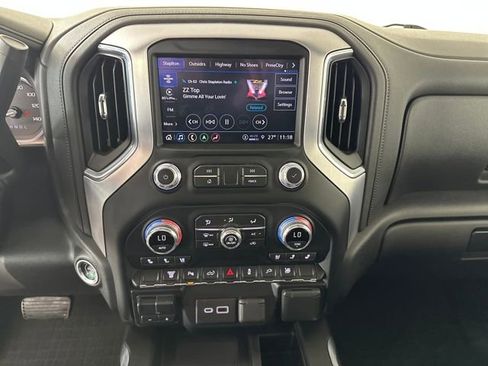 Used 2021 GMC Sierra 2500 SLT w/ SLT Preferred Package image 21