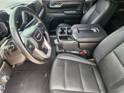 Used 2025 GMC Sierra 1500 SLT RWD image 12