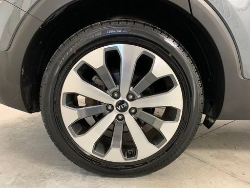 Used 2020 Kia Telluride S AWD/4WD image 9