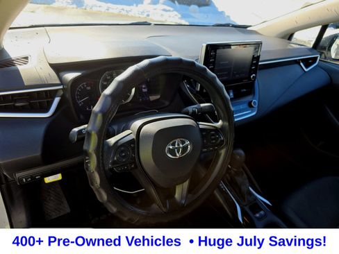 Used 2021 Toyota Corolla LE FWD image 18