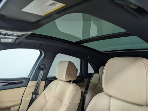 Certified 2026 Porsche Macan AWD/4WD image 19