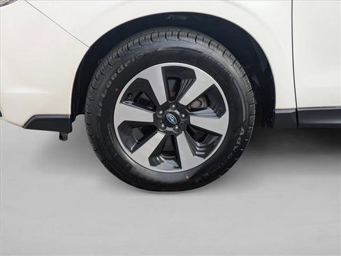 Used 2018 Subaru Forester 2.5i Limited image 10
