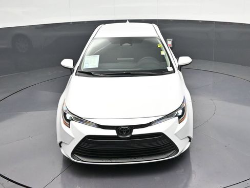 Used 2024 Toyota Corolla LE image 23