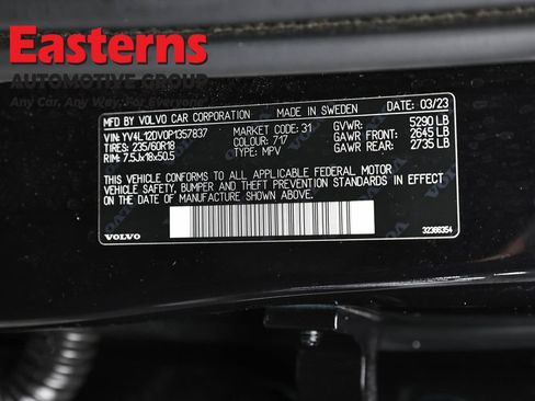Used 2023 Volvo XC60 B5 Core FWD image 34