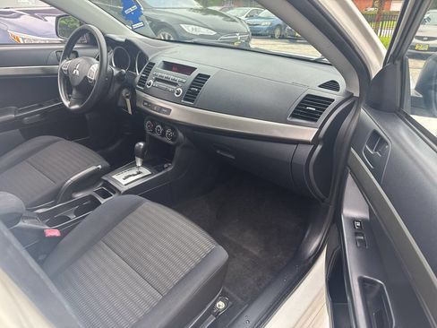Used 2012 Mitsubishi Lancer ES FWD image 8