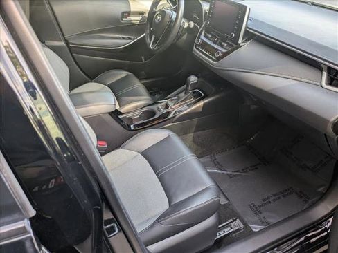 Used 2019 Toyota Corolla XSE image 18