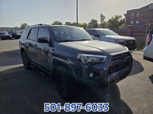 Used 2021 Toyota 4Runner SR5 Premium w/ Moonroof Package RWD image 2