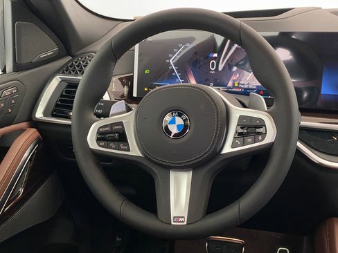 New 2026 BMW X6 xDrive40i w/ Climate Comfort Package image 16
