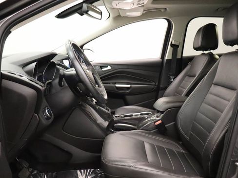 Used 2016 Ford Escape Titanium w/ Equipment Group 301A AWD/4WD image 15