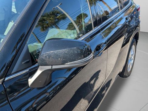 Used 2021 Toyota Highlander LE image 35