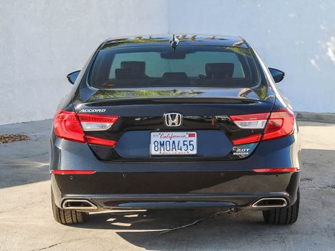 Used 2019 Honda Accord Touring image 5