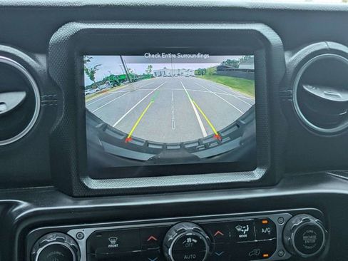 Used 2021 Jeep Wrangler Unlimited Rubicon 4xe w/ Steel Bumper Group AWD/4WD image 21