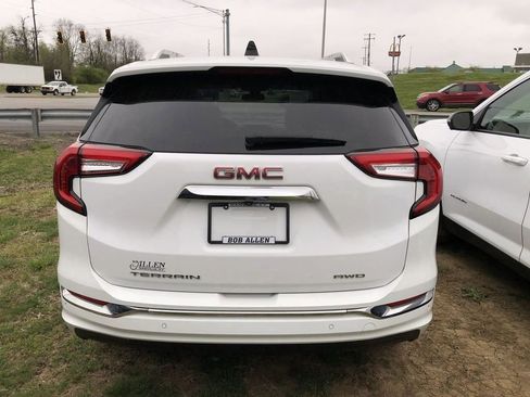 Used 2023 GMC Terrain Denali AWD/4WD image 11