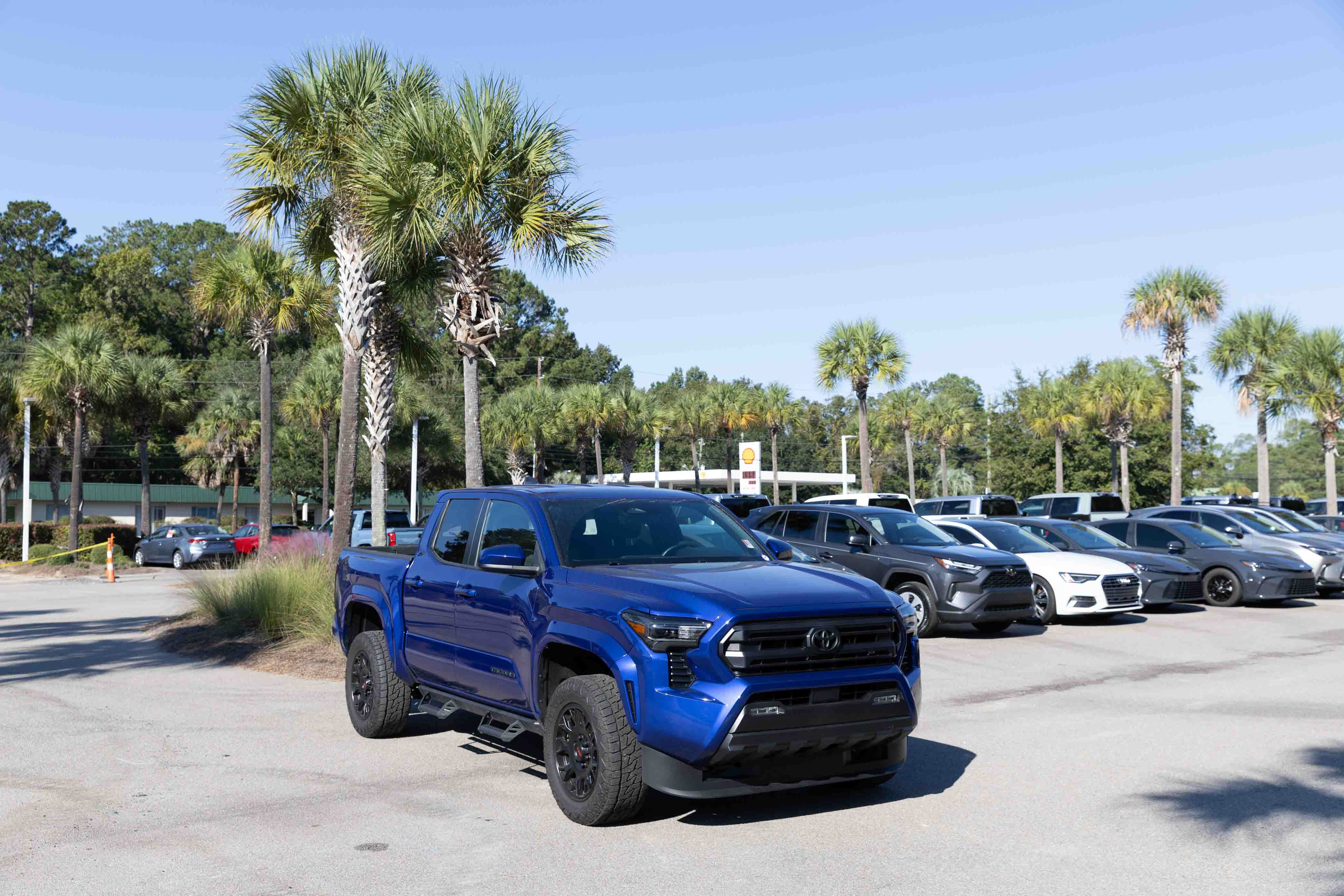 Certified 2025 Toyota Tacoma SR5 RWD image 6