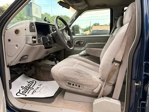 Used 1995 Chevrolet Silverado 3500 4x4 Crew Cab image 16