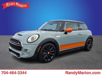 Used 2018 MINI Cooper S FWD video 1