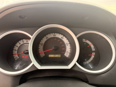 Used 2015 Toyota Tacoma 4x4 Access Cab image 32