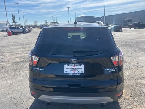 Used 2018 Ford Escape Titanium image 7