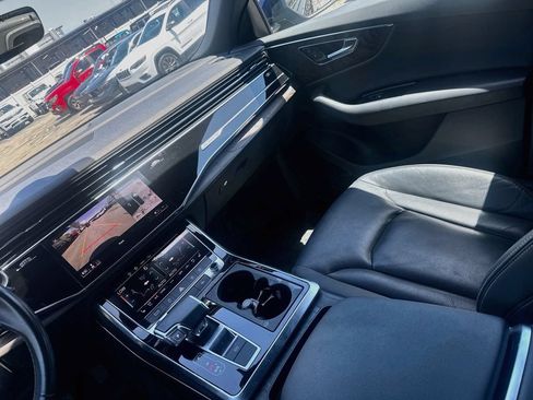 Used 2021 Audi Q8 Premium Plus w/ Premium Plus Package AWD/4WD image 26