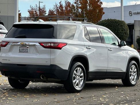 Used 2018 Chevrolet Traverse LT image 4