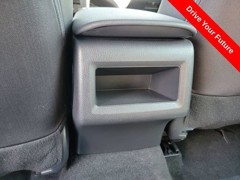 Used 2021 Toyota Camry LE FWD image 23