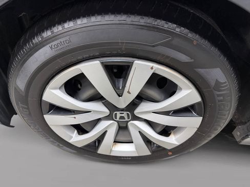 Used 2023 Honda Civic LX image 9